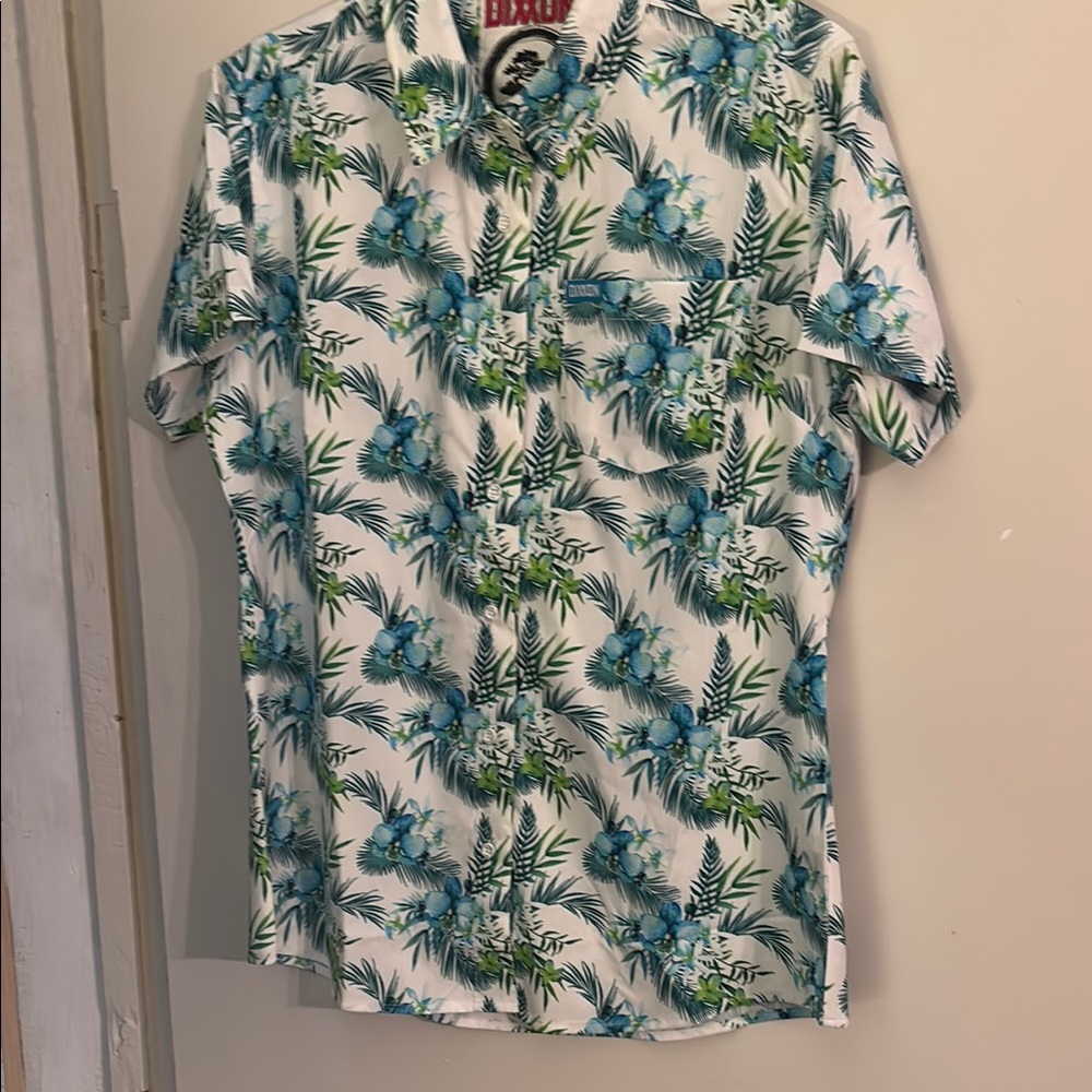Womes Dixxon shirt size large